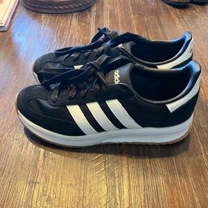 Women’s cloud foam adidas